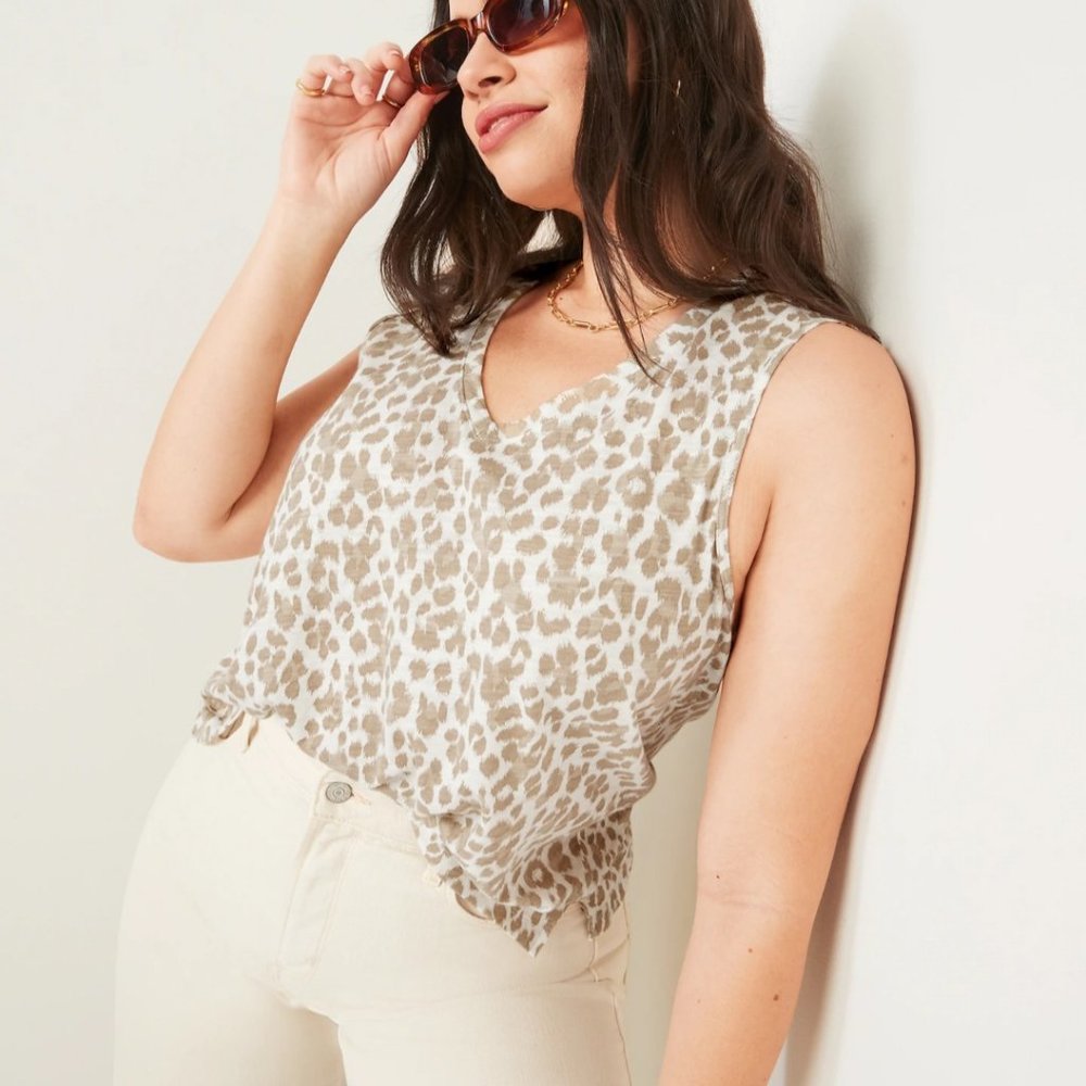 Plus Size Leopard Tank - Picture 5 of 7